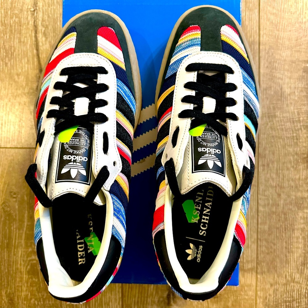 Adidas Sambae Striped Sneakers (Women 8.5)